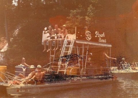 Stroh Boat on the Coosa River